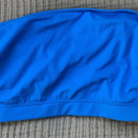 Blue halter top - Picture 2 of 2